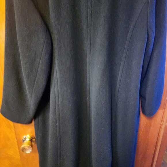 Women's Size 14 Bromley Black 100% Wool Lined Full Length Coat - Picture 7 of 8